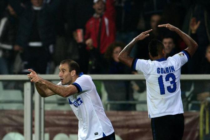 Poi Palacio segna il momentaneo 3-2 dell'Inter. Ansa